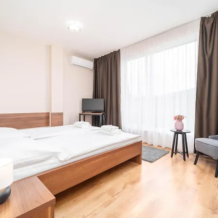 Hotel Arena 3*