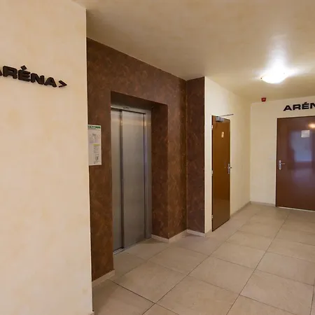Hotel Arena 3*