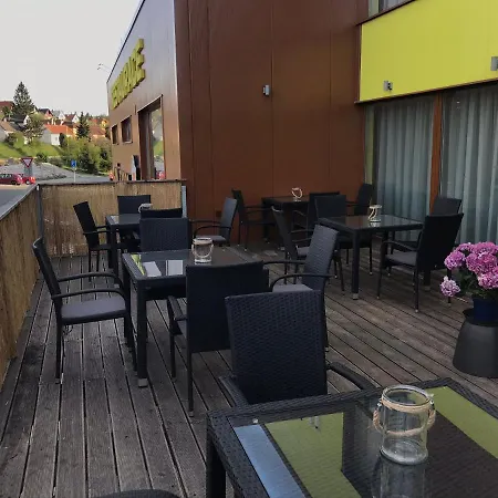 Aréna Hotel 3*