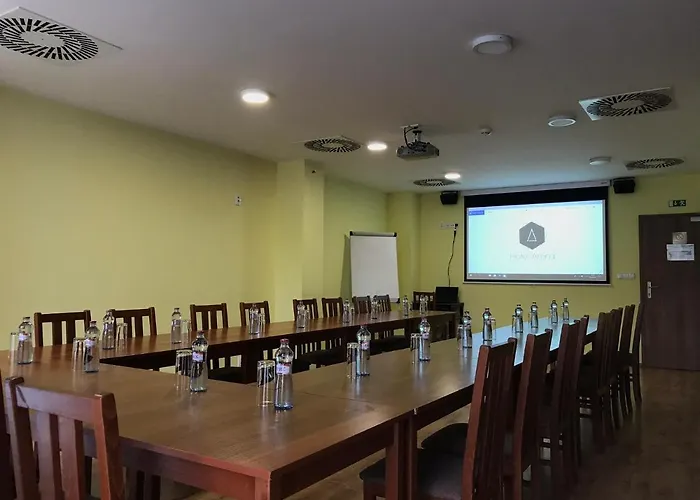 Отель Arena 3*